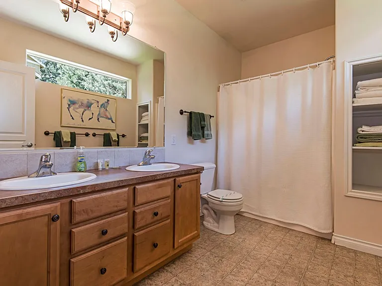 19509 Brookside Way — Photo 13