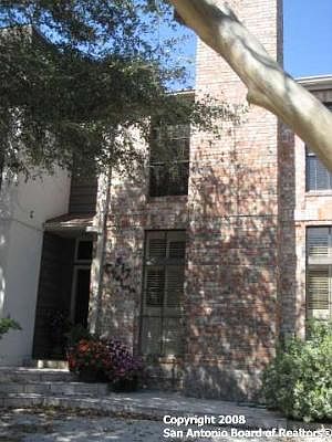 1st image of 517 THELMA DR #0