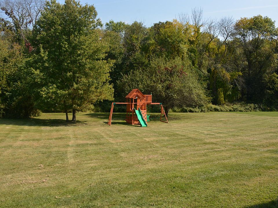 16 Regency Dr, Poughkeepsie, NY 12603 Zillow