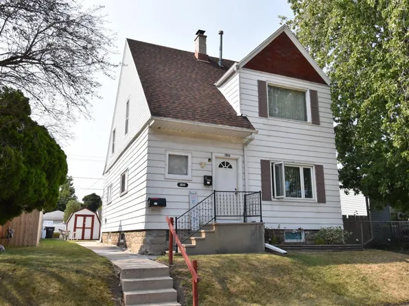 1806 17th AVENUE, South Milwaukee, WI 53172