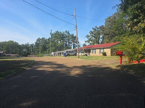 4th image of 43 Grandview Dr