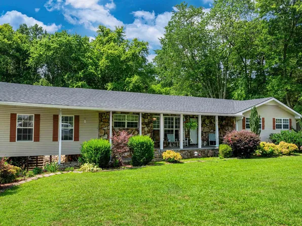 333 Davis Rd, Fyffe, AL 35971