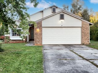 8552 Friendship Ln, Indianapolis, IN 46217