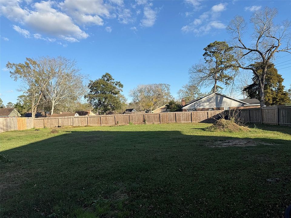 1st image of 1810 Eagle Point Rd