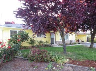 1404 NE Laura Ct, Grants Pass, OR 97526