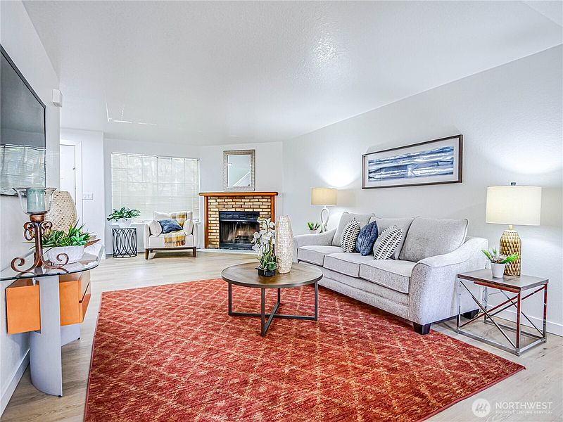 5th image of 8407 18th Avenue W #4-102