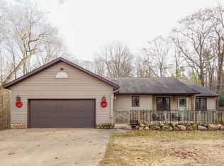 751 26th St, Allegan, MI 49010