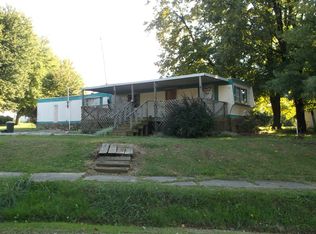 205 N Cross St, Francisco, IN 47649