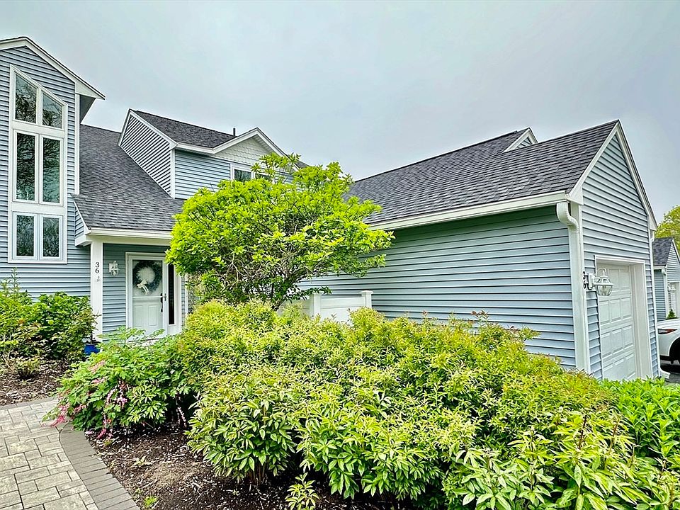 1st image of 36 Fairway Dr #36