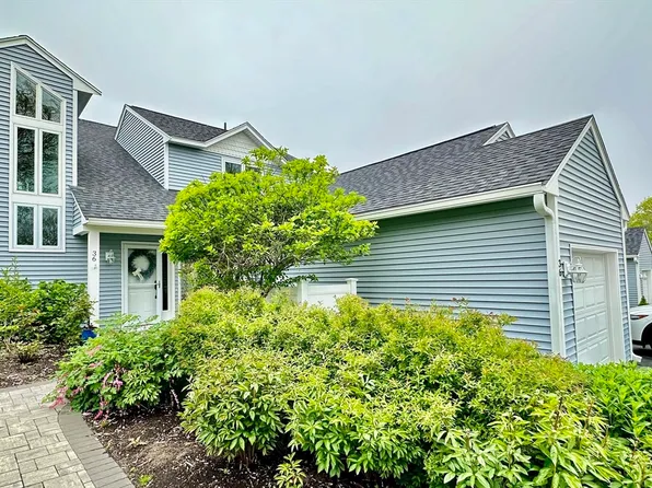 36 Fairway Dr #36, Plymouth, MA 02360