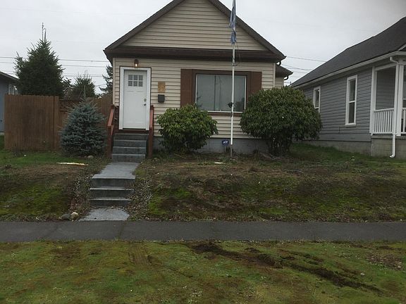 3rd image of 6212 S Lawrence St