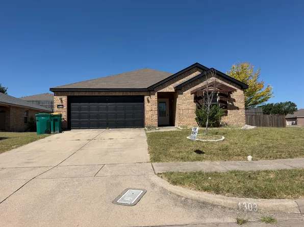 1303 Newton St, Cedar Hill, TX 75104