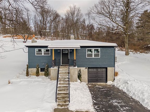 2nd image of 933 Boyce Rd