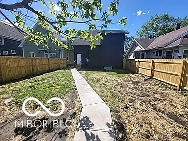 225 N Gray St — Photo 14