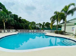 4581 NW Exchange Ave, Jensen Beach, FL 34957