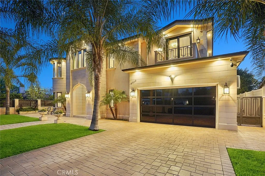 5 bed, 5.5 bath, 4099 sqft, $19,000 — Photo 1