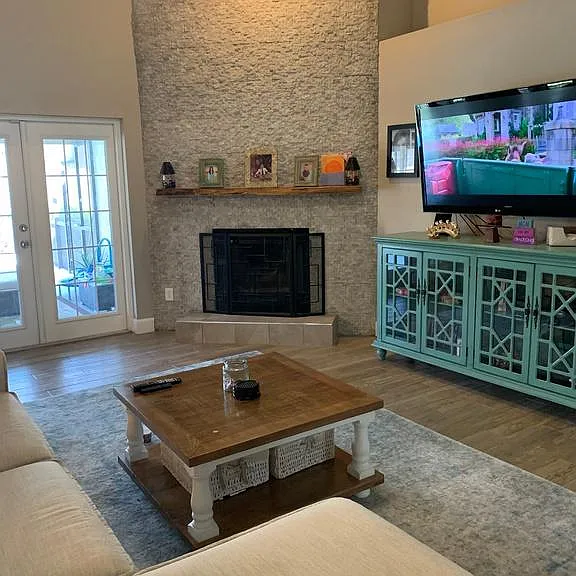 881 Silversmith Cir — Photo 2