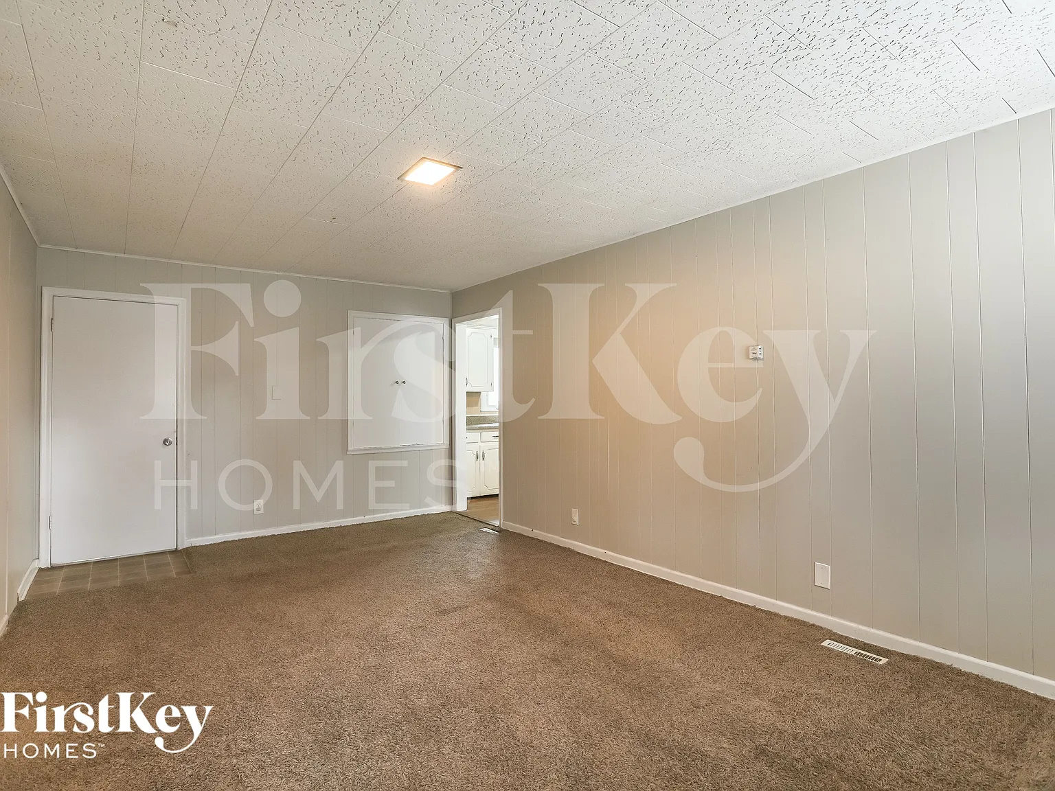 3 bed, 1.5 bath, 1224 sqft, $1,700 — Photo 4