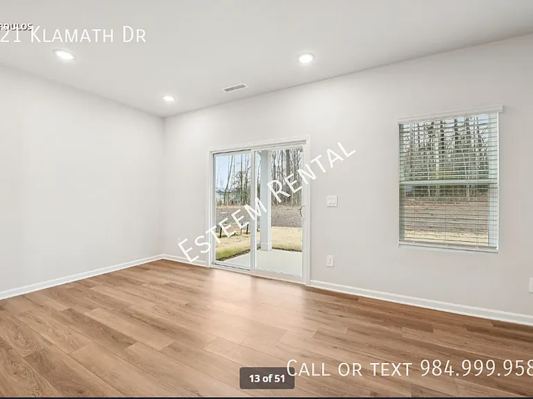 121 Klamath Dr — Photo 10