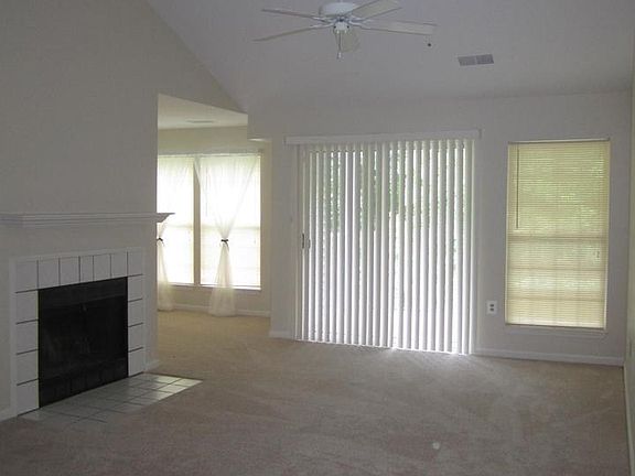 Living Room w/Cathedral Ceilings