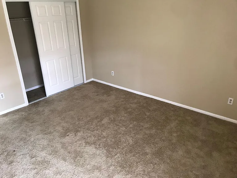 4714 Sutton Ter — Photo 11