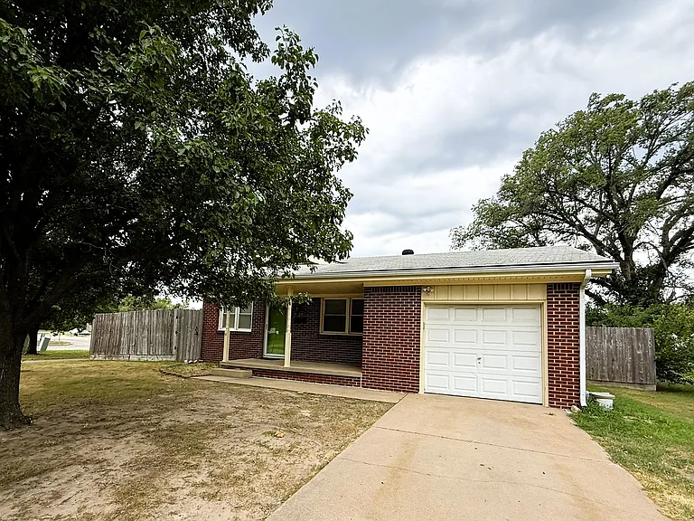 3125 S Wichita St — Photo 2