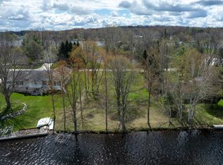 1286 Queensway Dr, Lake Isabella, MI 48893