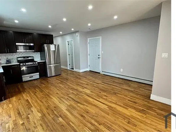 2707 Decatur Ave Floor 3, Bronx, NY 10458