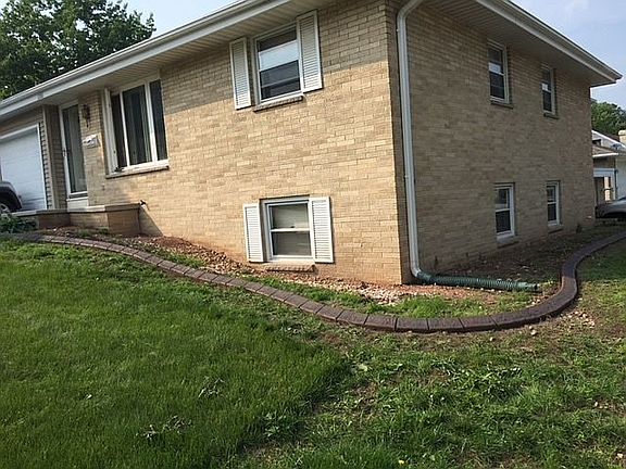 4th image of 1286 Hickory Hill Dr