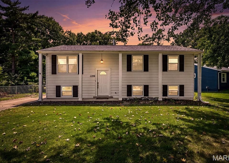 1st image of 2398 Jackson Ct