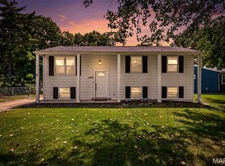 2398 Jackson Ct, Arnold, MO 63010