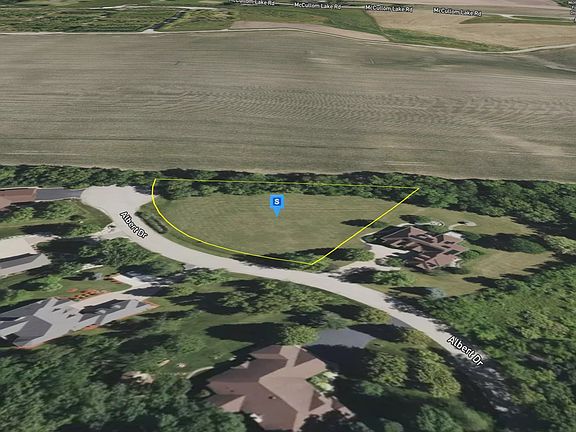 3rd image of 3012 Albert Dr