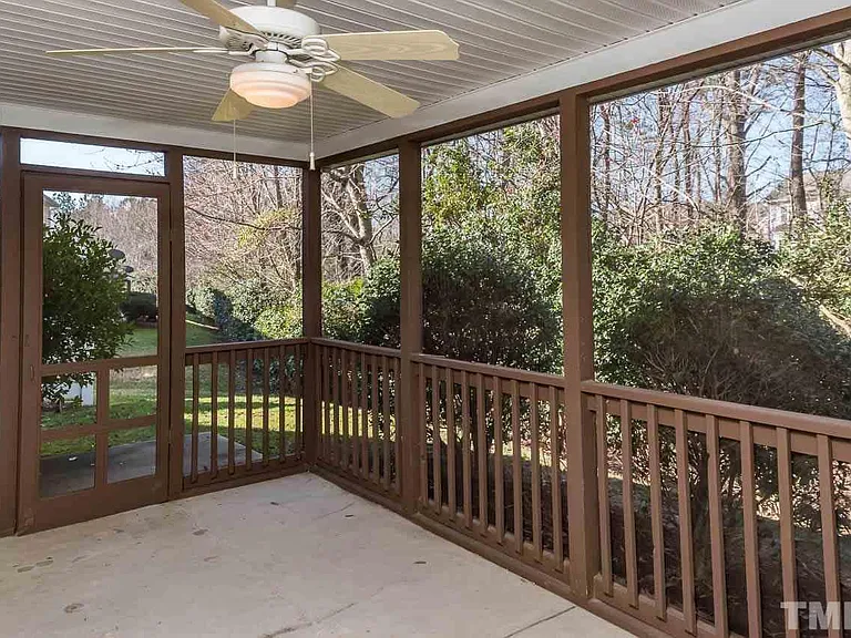 268 Joshua Glen Ln — Photo 16