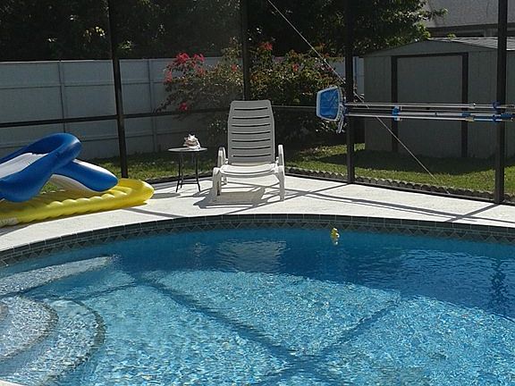 3rd image of 849 McMahon Ave