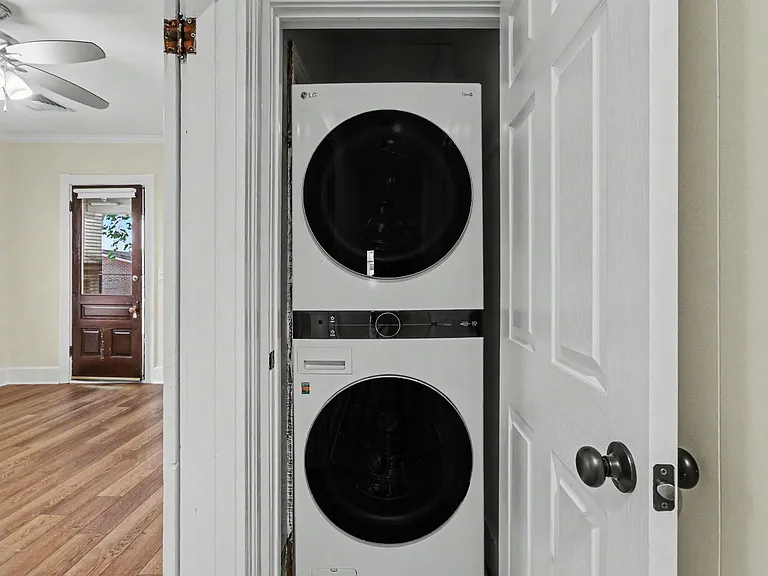 36 W Pomfret St — Photo 15