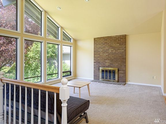 2nd image of 15827 NE 50th Ct