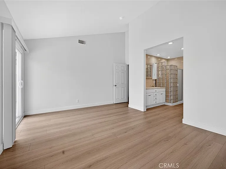 23412 Highcrest Rd — Photo 14