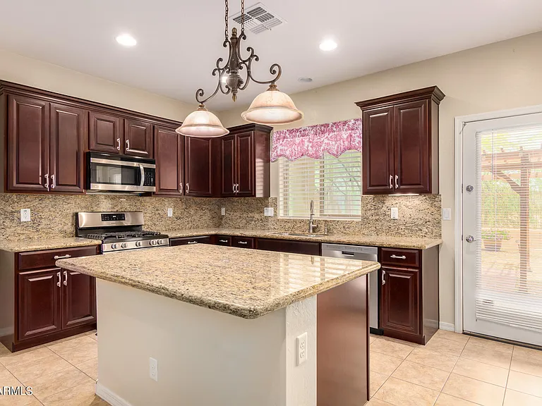 1008 W Deoni Trl — Photo 10