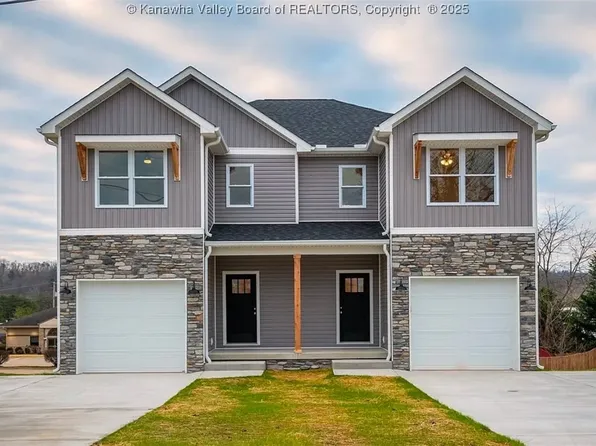 2011 E Highland St, Hurricane, WV 25526