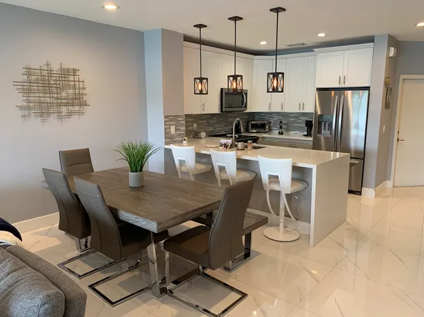 223 SW 120th Ave, Hollywood, FL 33025