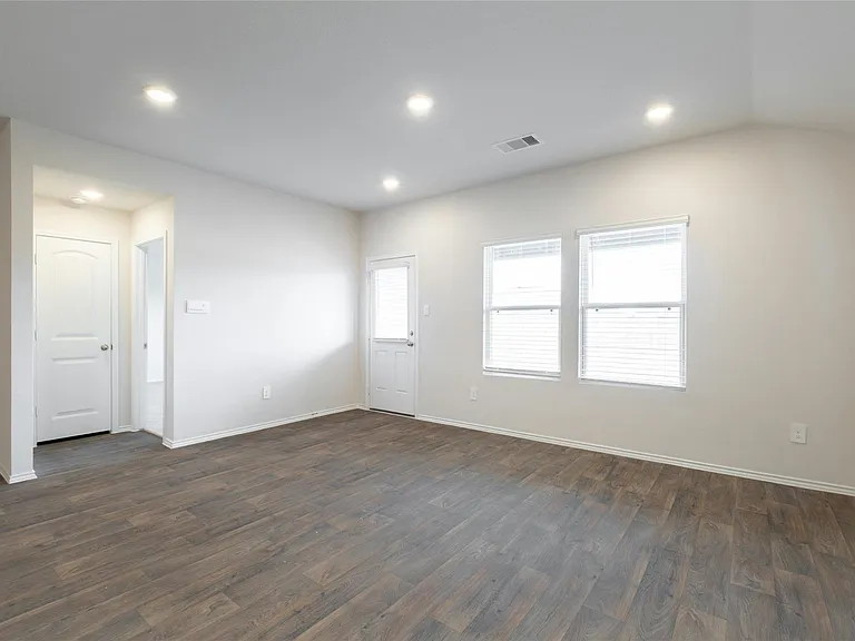 314 N Richland Dr — Photo 9