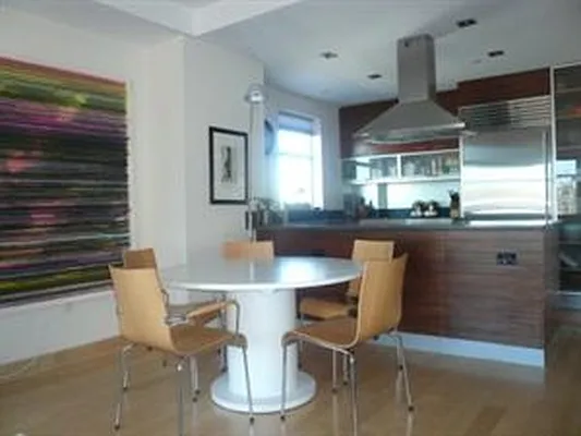 Rented by Douglas Elliman | media 32