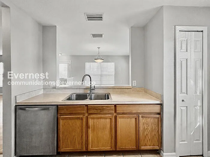 3338 Spy Tower Ct — Photo 4