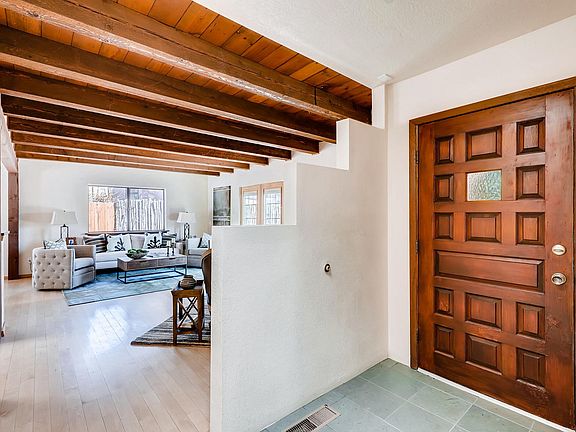 3rd image of 114 San Salvador Ln