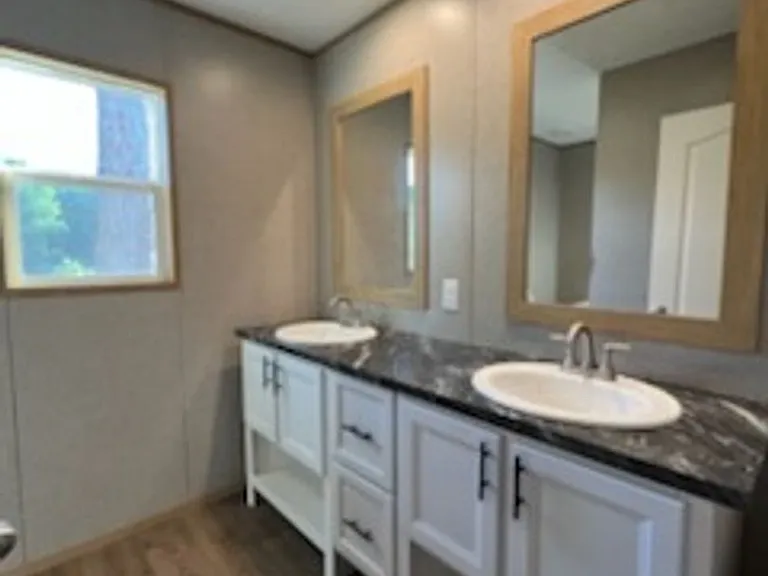 339 Quaker Bridge Rd — Photo 11