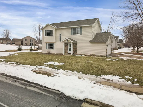 1033 E Orchard St, Belle Plaine, MN 56011