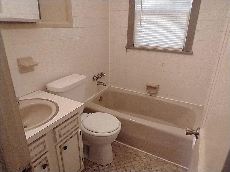 5610 Blackwell Ave — Photo 3
