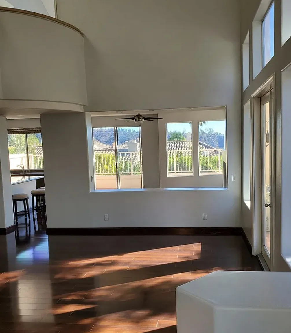 3 bed, 2.5 bath, 2146 sqft, $6,250 — Photo 4