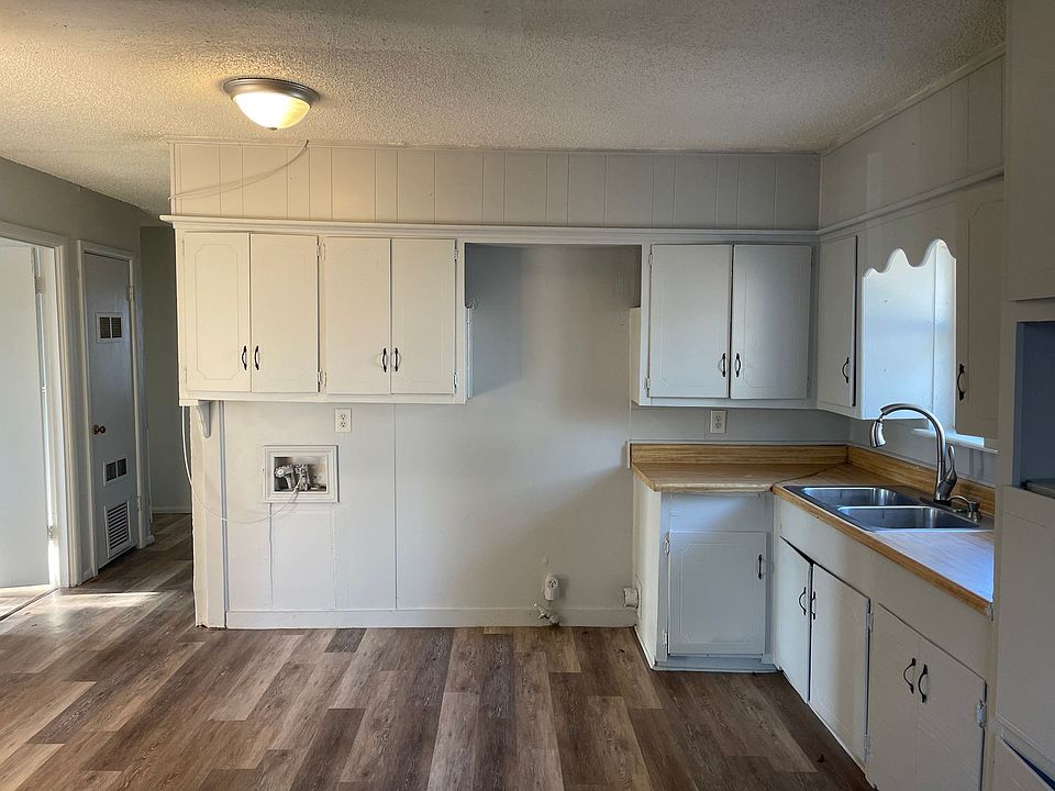 1st image of 2042 N Mockingbird Ln