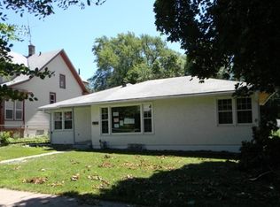374 Geranium Ave E, Saint Paul, MN 55130